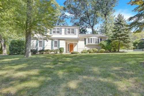 42 Stonewyck Dr, Chatham Twp, NJ, 07928-1322 | Card Image