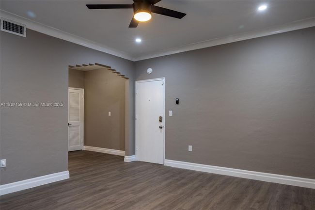 APT-5 - 1611 Euclid Ave, Condo with 1 bedrooms, 1 bathrooms and null parking in Miami Beach FL | Image 4