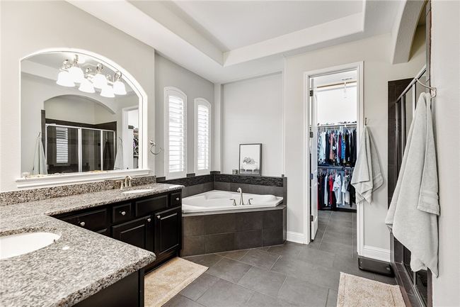 201 Glenfiddich Ln, House other with 4 bedrooms, 3 bathrooms and 4 parking in Lakeway TX | Image 21