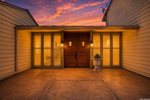 208 Front St, Comfort, TX, 78013-2129 | Card Image