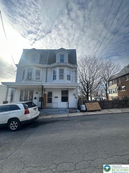 229 N 9th Street, Pottsville, PA, 17901 | Card Image
