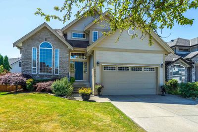 18070 68a Ave, House other with 6 bedrooms, 3 bathrooms and 4 parking in Surrey BC | Image 1