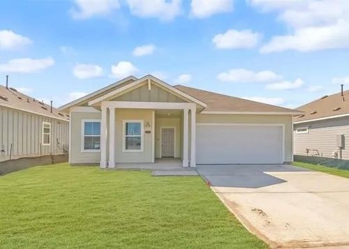 2801 Winding Creek Rd, Kyle, TX, 78640-2851 | Card Image