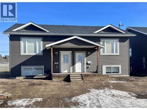 1640 101 Ave, Dawson Creek, BC, V1G2A9 | Card Image