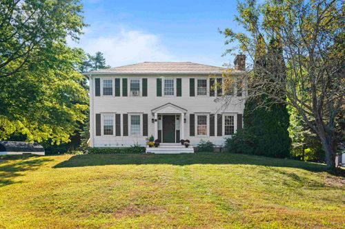 29 Dixon Way, Seabrook, NH, 03874-4136 | Card Image