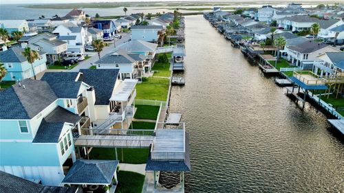 1177 Sailfish St, Bayou Vista, TX, 77563-2714 | Card Image