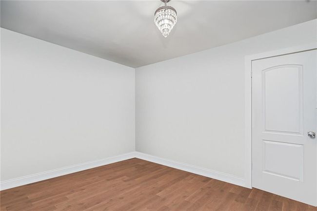 592 39 Th St, Home with 5 bedrooms, 2 bathrooms and null parking in Brooklyn NY | Image 22
