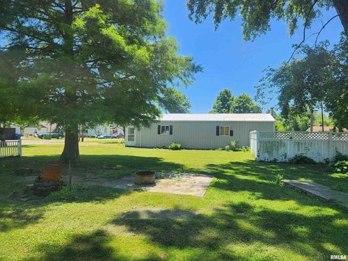 202 W Hetherington St, Cutler, IL, 62238-2106 | Card Image