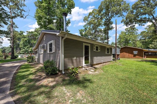 460 Timberlane Loop, House other with 2 bedrooms, 1 bathrooms and 3 parking in Hemphill TX | Image 7