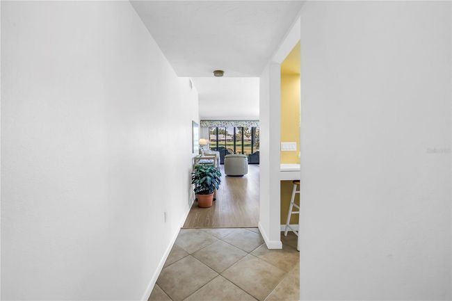 Entrance | Image 10