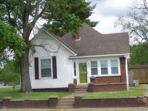 920 N Ewing St, Seymour, IN, 47274-1235 | Card Image