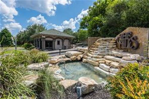 103 Birdie Dr, The Hills, TX, 78738-1347 | Card Image