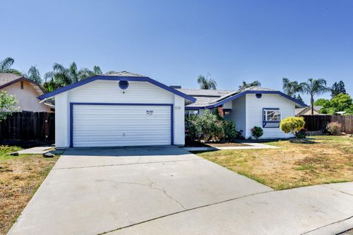 2129 Magnolia Ave, Sanger, CA, 93657-2964 | Card Image