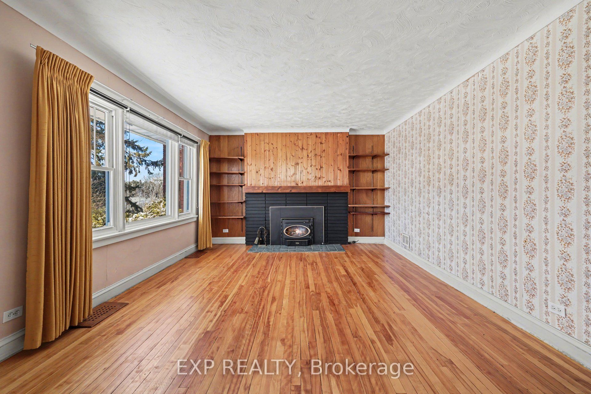 Residential in Billings Bridge - Riverside Park and Area 4