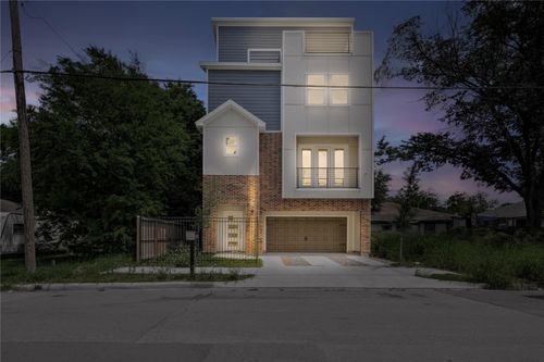 2805 Tierwester St, Houston, TX, 77004-3336 | Card Image