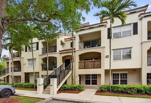 206-5880 W Sample Rd, Coral Springs, FL, 33067-3247 | Card Image