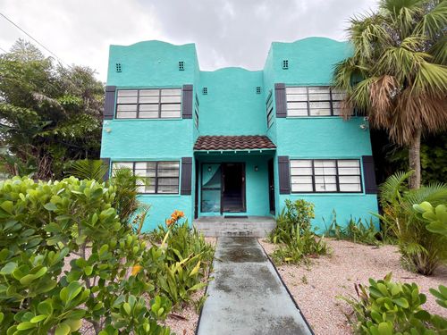 3-710 Palm St, West Palm Beach, FL, 33401-7051 | Card Image