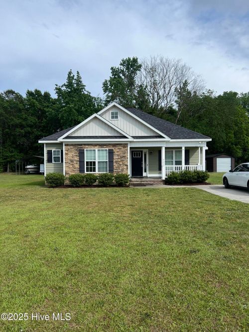 7227 Michelle Rd, Rocky Mount, NC, 27803-8159 | Card Image