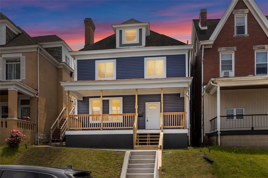 9th Ave, Homestead, PA 15120