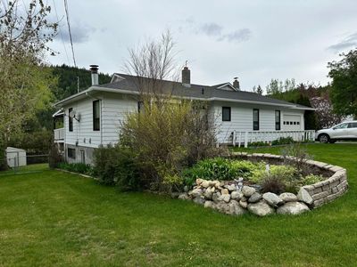 875 Kimberley Ave N, House other with 3 bedrooms, 3 bathrooms and null parking in Greenwood BC | Image 2