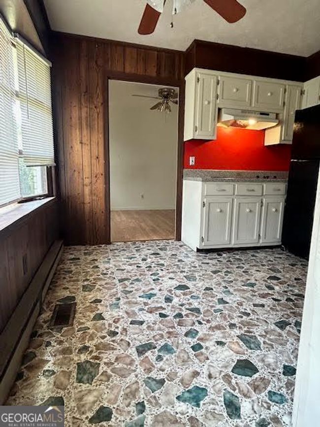 732 Sandhill Shady Grove Rd, House other with 4 bedrooms, 3 bathrooms and 8 parking in Carrollton GA | Image 10