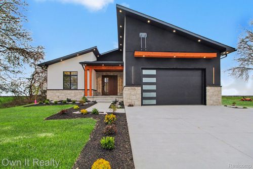 2020 Edgewater St, Monroe, MI, 48162-4949 | Card Image