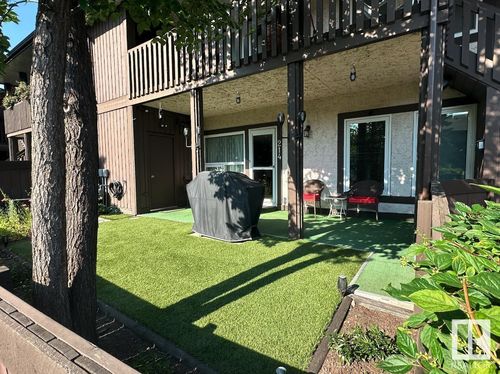 214 Surrey Gdns Nw, Edmonton, AB, T5T1Z3 | Card Image