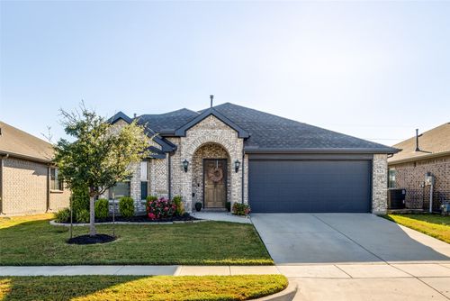 828 Foxtail Bnd, Lavon, TX, 75166-1646 | Card Image