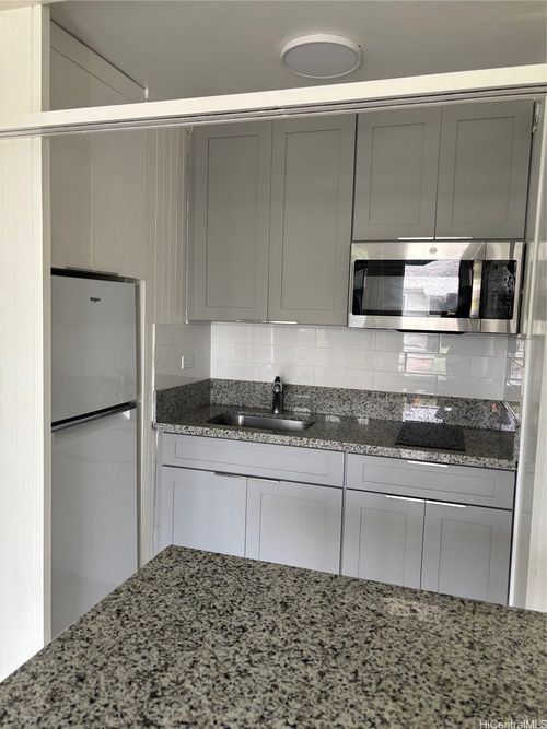 apt-8-1624 Liholiho St, Honolulu, HI, 96822-2922 | Card Image