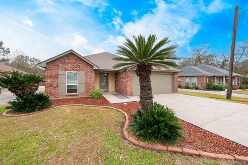 37548 Parkbrook Dr, Prairieville, LA, 70769-4446 | Card Image