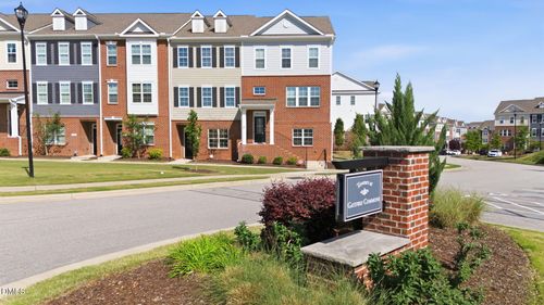 507 Gateway Townes Blvd, Wake Forest, NC, 27587-8577 | Card Image