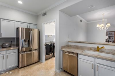 1141 - 15221 N Clubgate Drive, Townhouse with 2 bedrooms, 2 bathrooms and null parking in Scottsdale AZ | Image 2