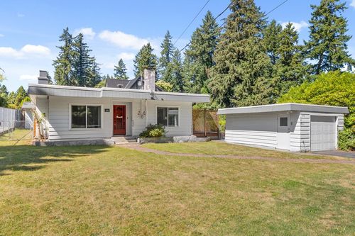 986 Porter St, Coquitlam, BC, V3J5C2 | Card Image