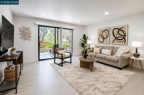 201-440 N Civic Dr, Walnut Creek, CA, 94596-3397 | Card Image