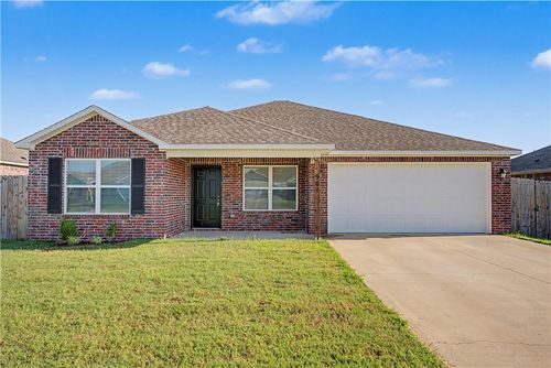 901 W Tanner Dr, Siloam Springs, AR, 72761-7239 | Card Image