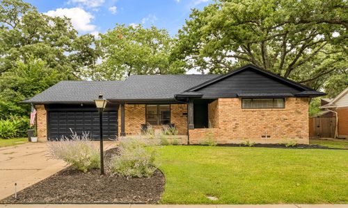 512 King Richard St, Irving, TX, 75061-6431 | Card Image