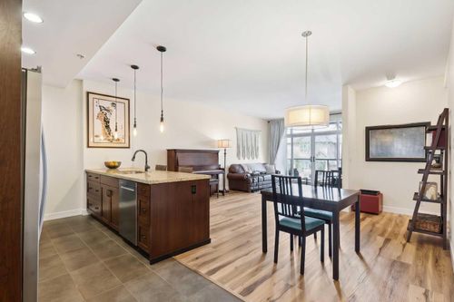204-540 34 St Nw, Calgary, AB, T2N2X7 | Card Image