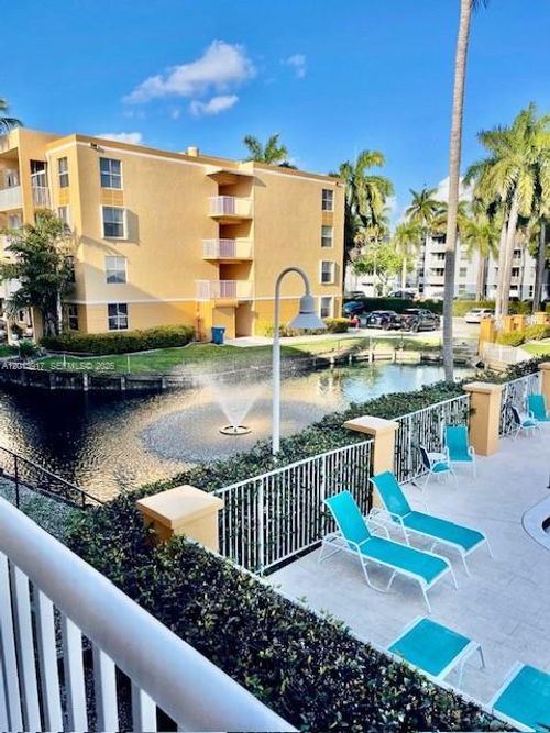202-1450 Se 3rd Ave, Dania Beach, FL, 33004-5508 | Card Image