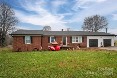 527 Stroup Road, Lawndale, NC, 28090 | Card Image