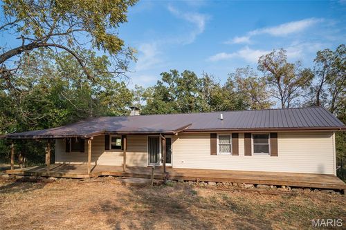 21132 Sawmill Rd, Versailles, MO, 65084-5044 | Card Image