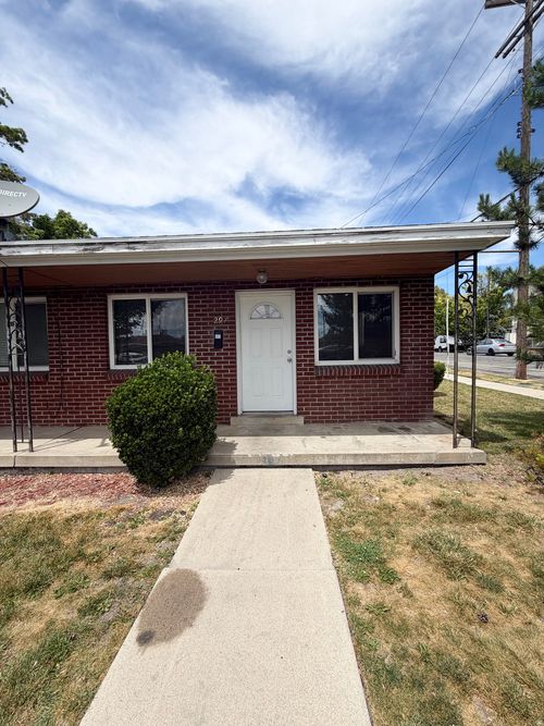 297 E Welby Ave, South Salt Lake, UT, 84115-3921 | Card Image