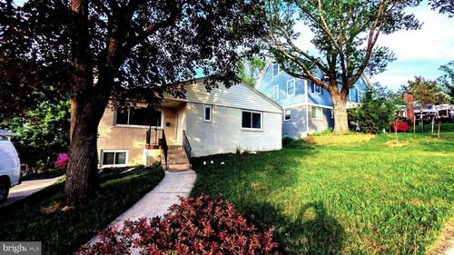 2709 Navarre Dr, CHEVY CHASE, MD, 20815-3803 | Card Image