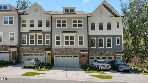 2075 Eva Pearl Dr, Apex, NC, 27502-4351 | Card Image