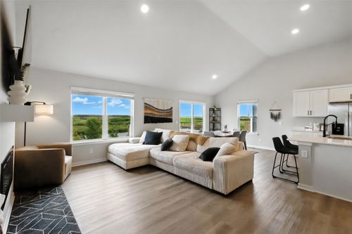 14251 Bentwood Dr, Urbandale, IA, 50323-0022 | Card Image