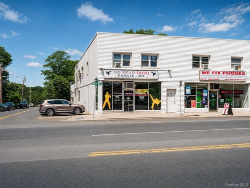 1761 New York Ave, Huntington Station, NY, 11746-2407 | Card Image