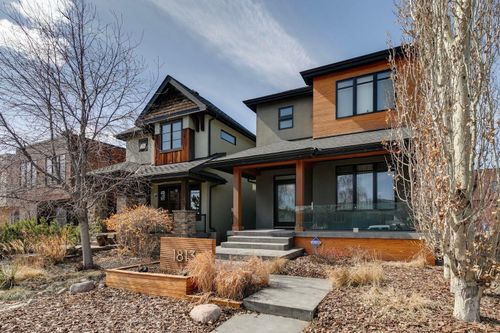 1813 Ramsay Street Se, Home with 4 bedrooms, 3 bathrooms and 2 parking in Calgary AB | Card Image