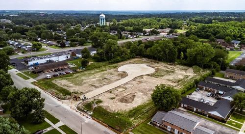 2-300-430 Pilot Point, Vandalia, OH, 45377 | Card Image