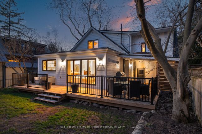 12 Wesley Ave, House other with 3 bedrooms, 4 bathrooms and 6 parking in Mississauga ON | Image 49