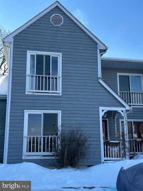 110 W O Street, PURCELLVILLE, VA, 20132 | Card Image