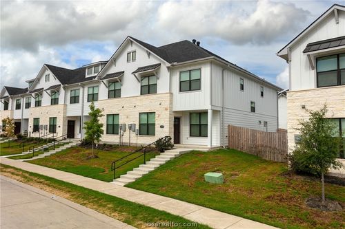 2109 Jax Dr, College Station, TX, 77845-2139 | Card Image